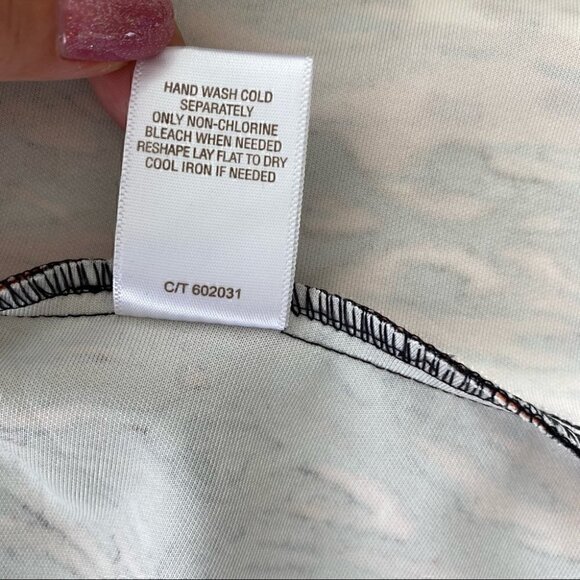 Dressbarn fit & flare dress with crew neck and cap sleeves, midi length - Picture 12 of 12